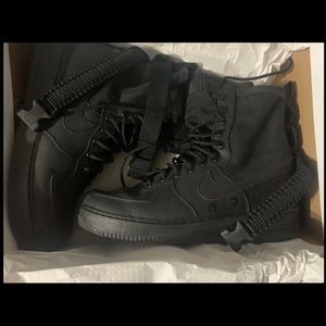 Nike Air Force 1 Special Force High